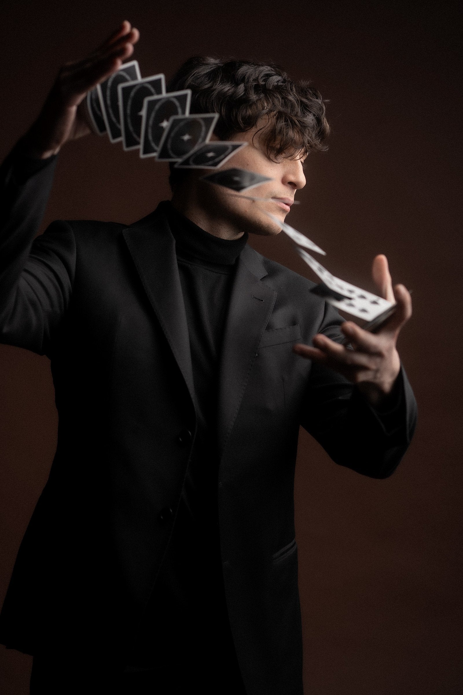 Franco Pascali handling Cartelago playing cards